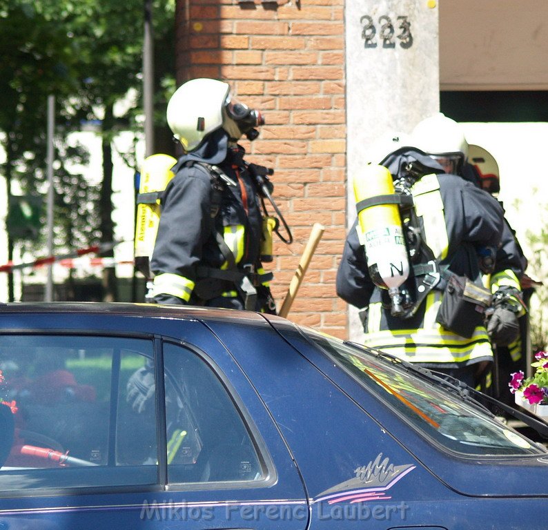 Dachstuhlbrand Koeln Kalk Kalker Hauptstr   P127.JPG